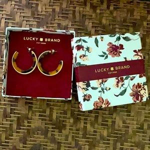 Lucky Brand Tortoise Gold Toned Hoop Earrings